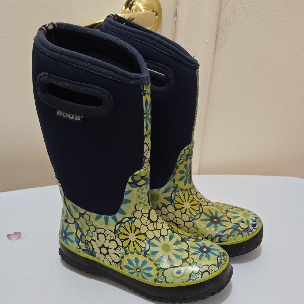 BOGS Kids Floral Pattern Boots - Navy and Lime